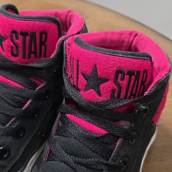 Converses CTAS Brea, Black/pink Quilted High Tops 8.5W/6Kids - Picture 5 of 10